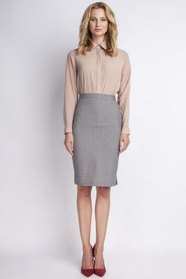 Grey pencil skirt with subtel pleats