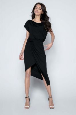 Czarna Sukienka z Kopertowym Asymetrycznym Dołem
