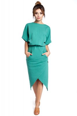 Zielona Sukienka z Kopertowo Zakładanym Dołem